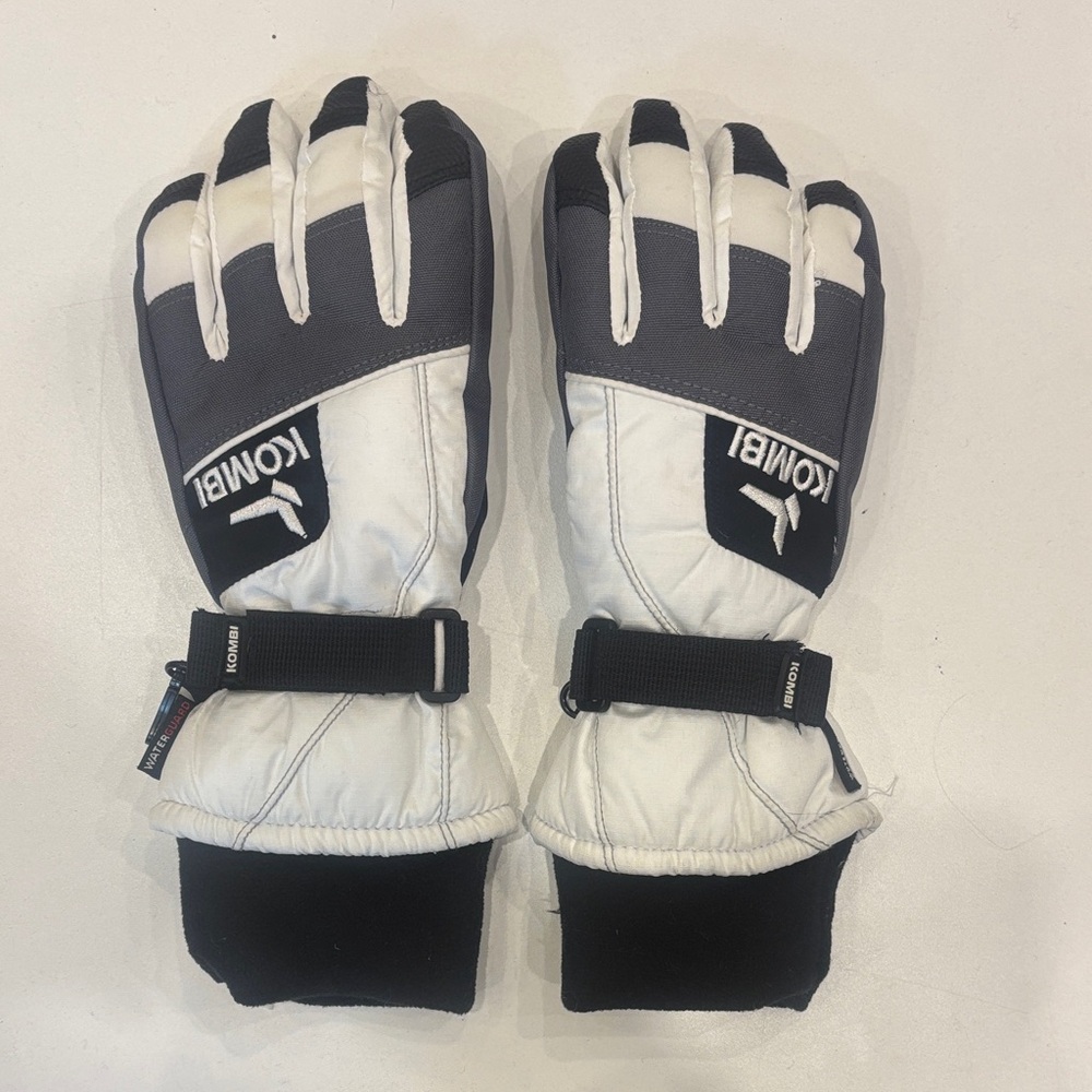 Kombi Kids Mittens - Black and White size XS Stormtrooper